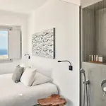Luxury Santorini Elysian Pente Private Pool 2 Bedrooms فيلة Foinikiá